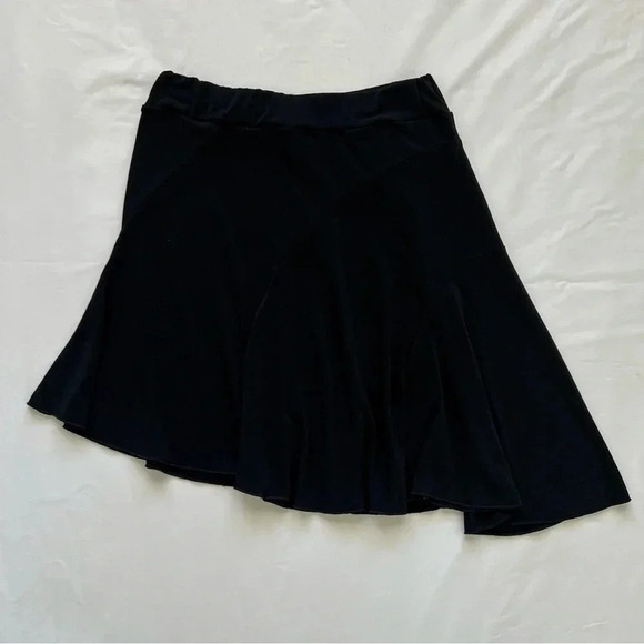 Y2K Low Rise Asymmetrical Skirt - Picture 2 of 8